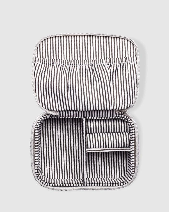 LOUENHIDE Suzie Lizard Jewellery Box - Silver Jewellery Box - Zabecca Living