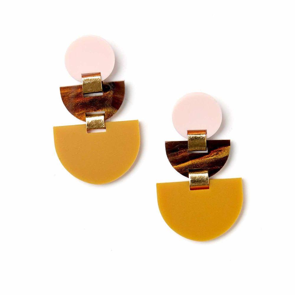 MARTHA JEAN Boat Earrings - Brown/Pink Earrings - Zabecca Living