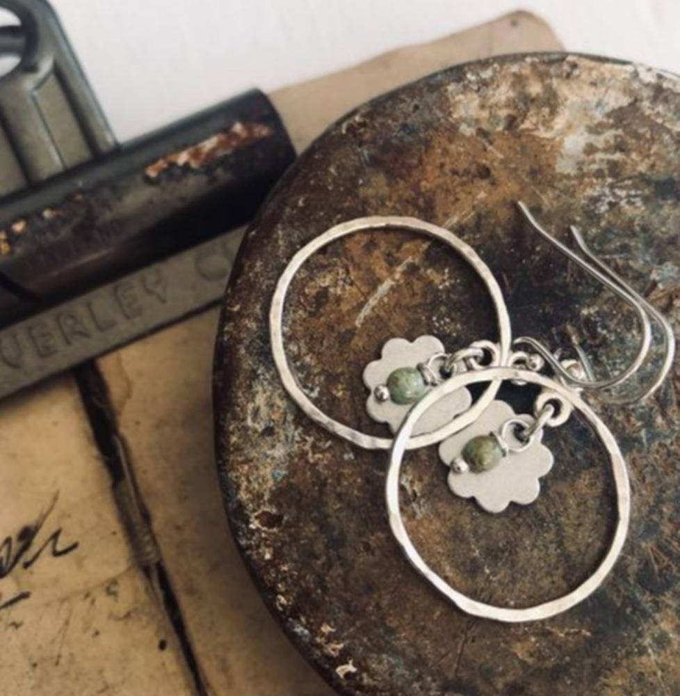 PAIRD Hoop & Flower Chandelier Earring Earrings - Zabecca Living