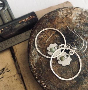 PAIRD Hoop & Flower Chandelier Earring Earrings - Zabecca Living