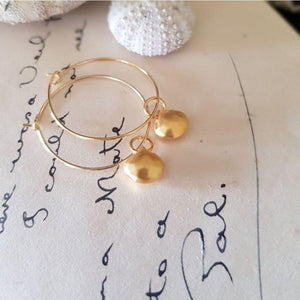 PAIRD Satin Clam Shell Mid Hoops Earrings - Zabecca Living