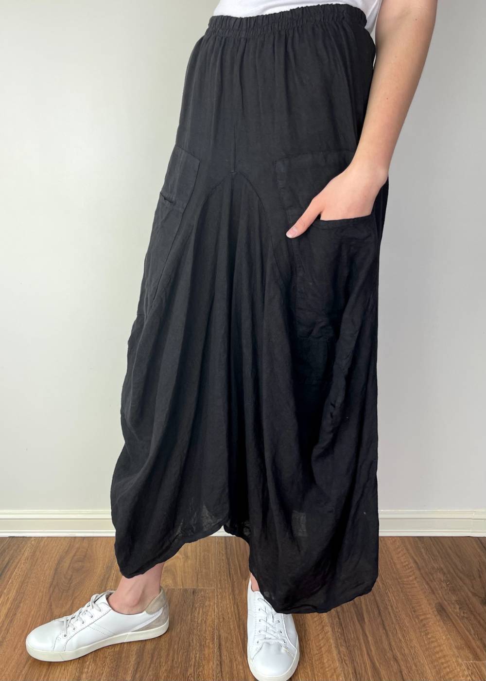 TALIA BENSON Italian Linen Skirt - Black SKIRT - Zabecca Living