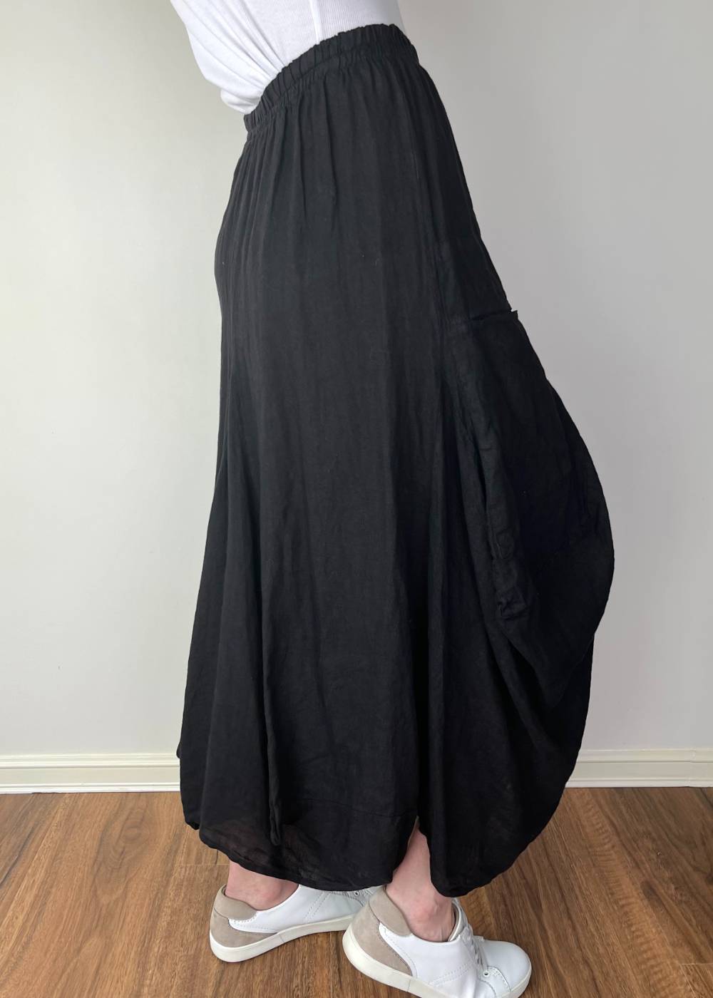 TALIA BENSON Italian Linen Skirt - Black SKIRT - Zabecca Living