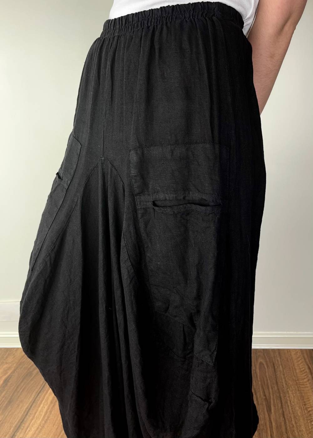 TALIA BENSON Italian Linen Skirt - Black SKIRT - Zabecca Living