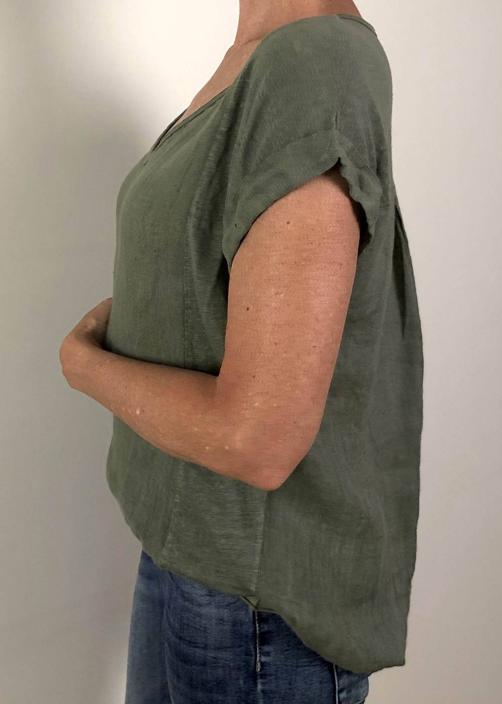 TALIA BENSON Italian Linen T-Shirt With Band One Size - Khaki Tees - Zabecca Living