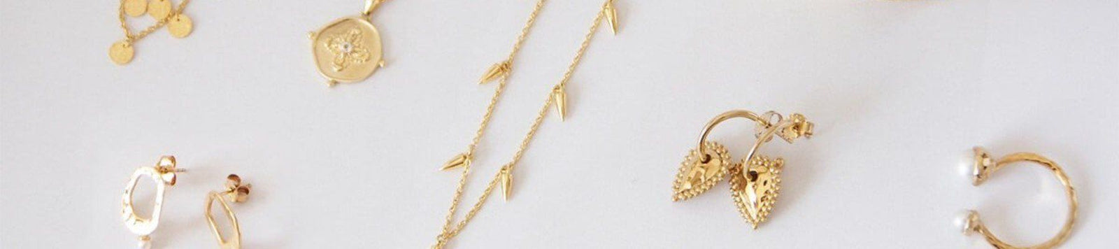 AU人気◆Murkani◆エレガント☆マザーオブパール/ゴールド MURKANI | Mindfully Made Jewellery Inspired By Ancient Symbolism