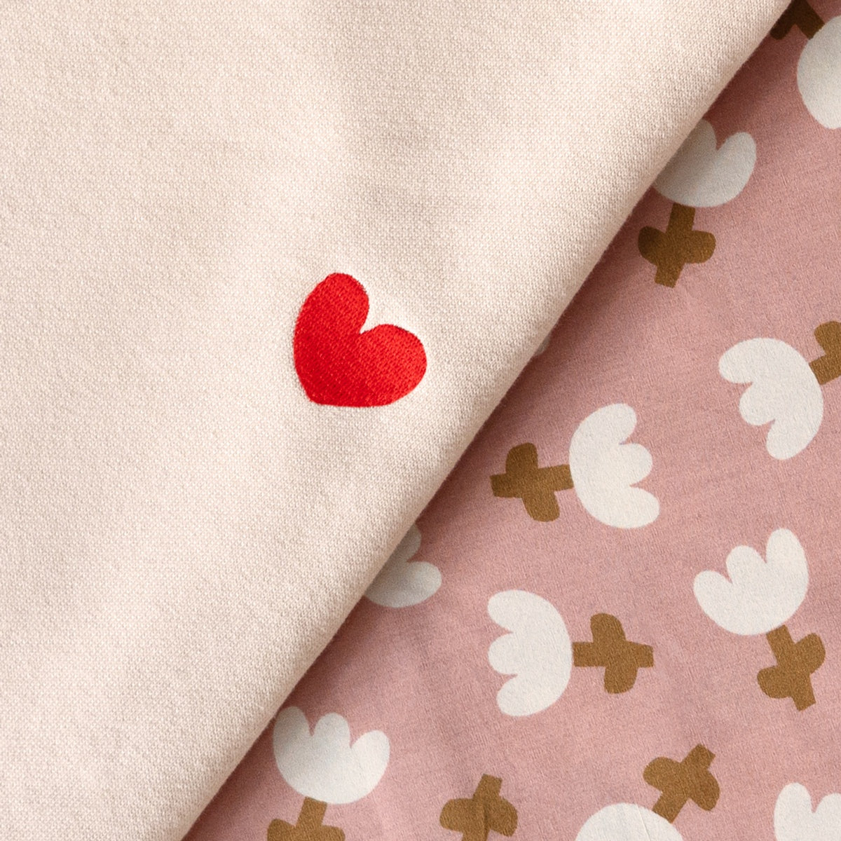 CASTLE AND THINGS Heart Box Sweater