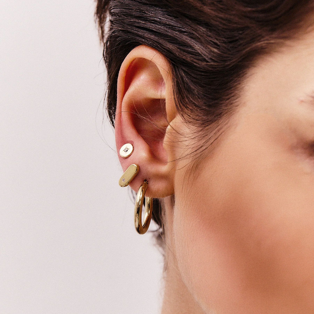 ALISIA Gold Stud Earrings - Halo Earrings - Zabecca Living