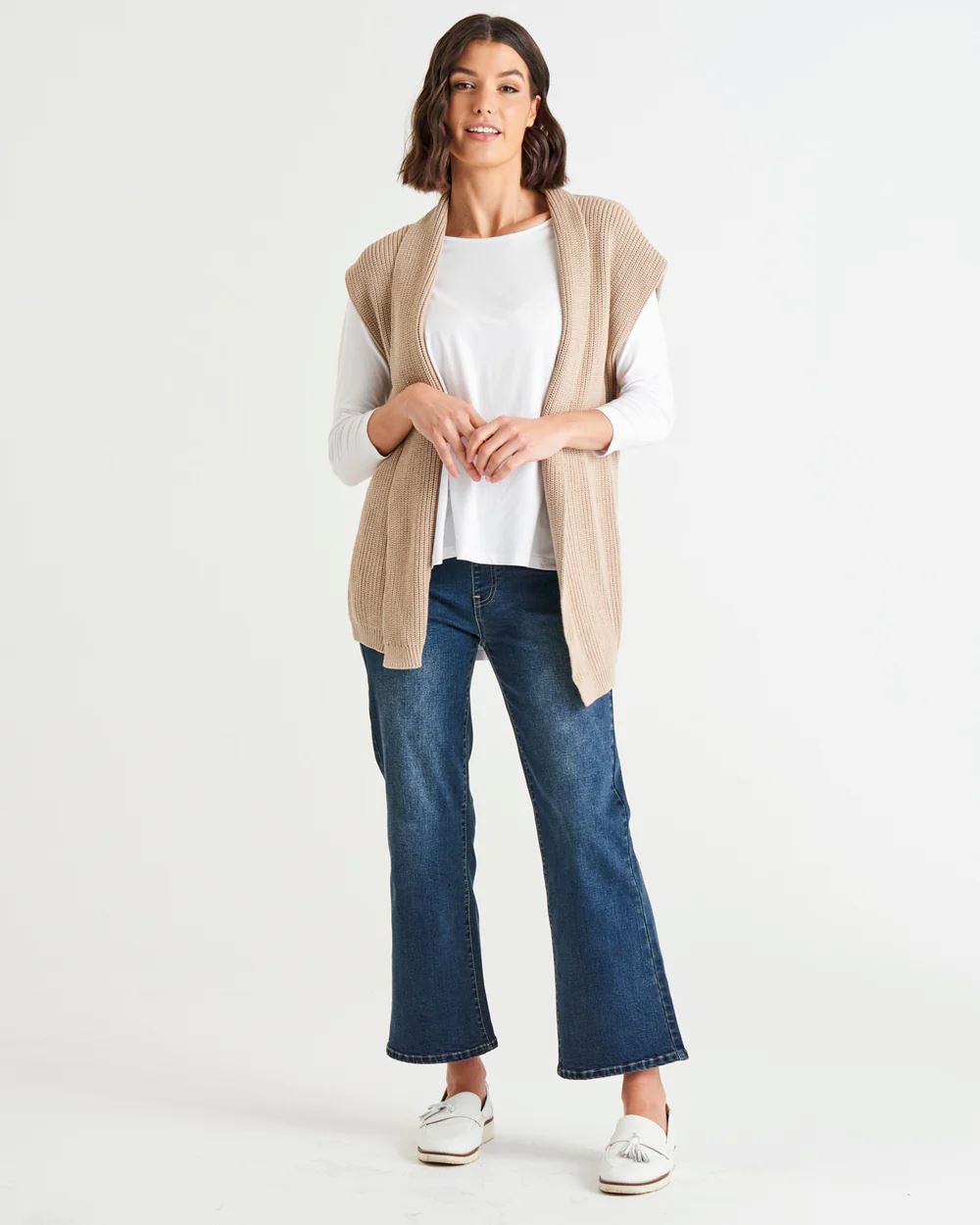 BETTY BASICS Allegra Knitted Capelet - Oat vest - Zabecca Living