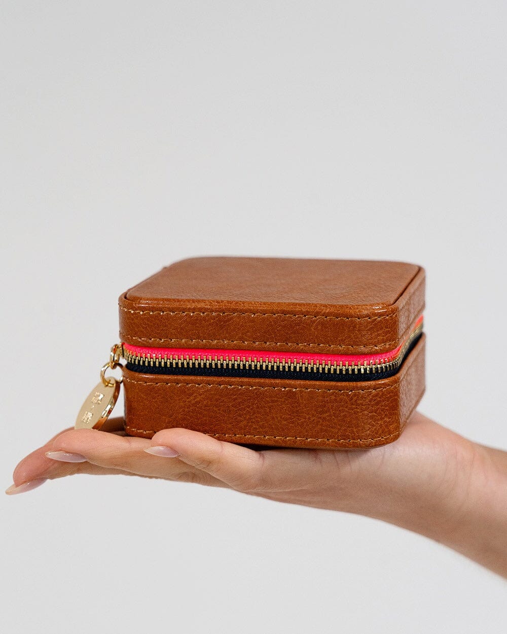 ELMS + KING Jewellery Case - Tan Pebble Jewellery Box - Zabecca Living