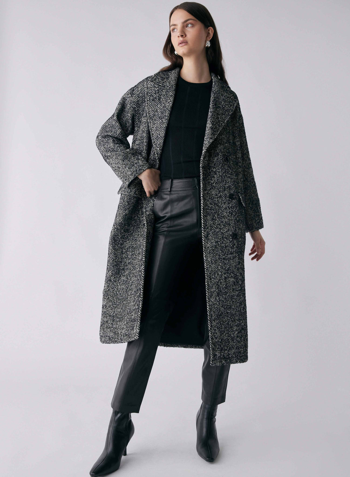 ESMAEE Sierra Coat - Chevron Coat - Zabecca Living