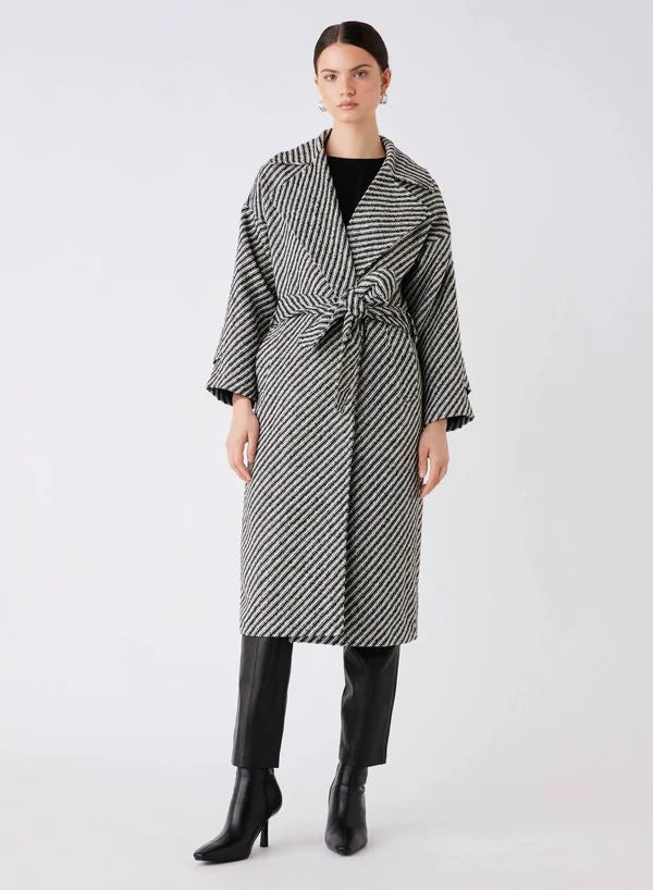 ESMAEE Solo Wrap Coat - Black / White Diagonal Coat - Zabecca Living