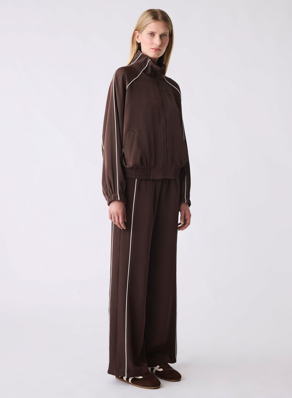 ESMAEE Staycation Jacket - Choc Jackets + Coats - Zabecca Living