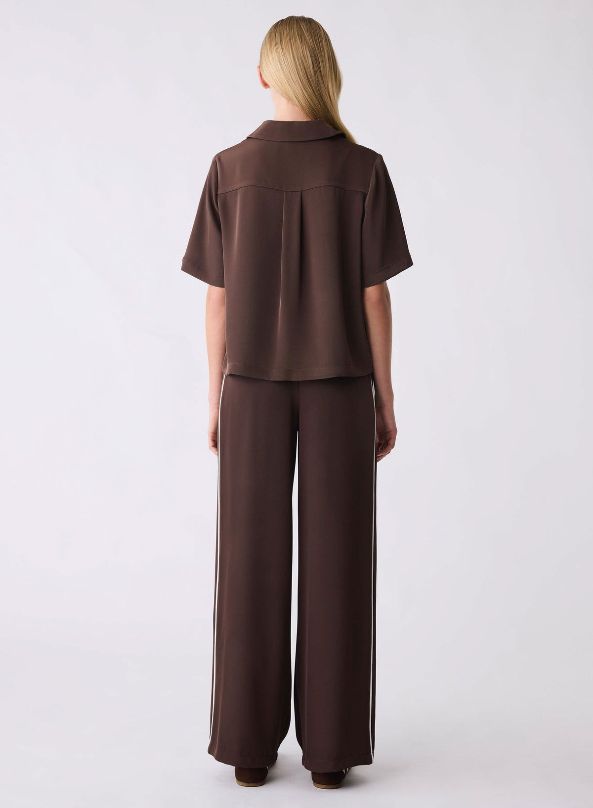 ESMAEE Staycation Shirt - Choc Shirts & Blouses - Zabecca Living