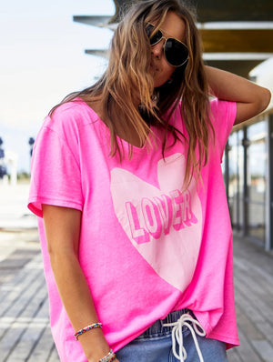 HAMMILL & CO Vintage Wash Lover Heart Tee - Hot Pink Tee - Zabecca Living