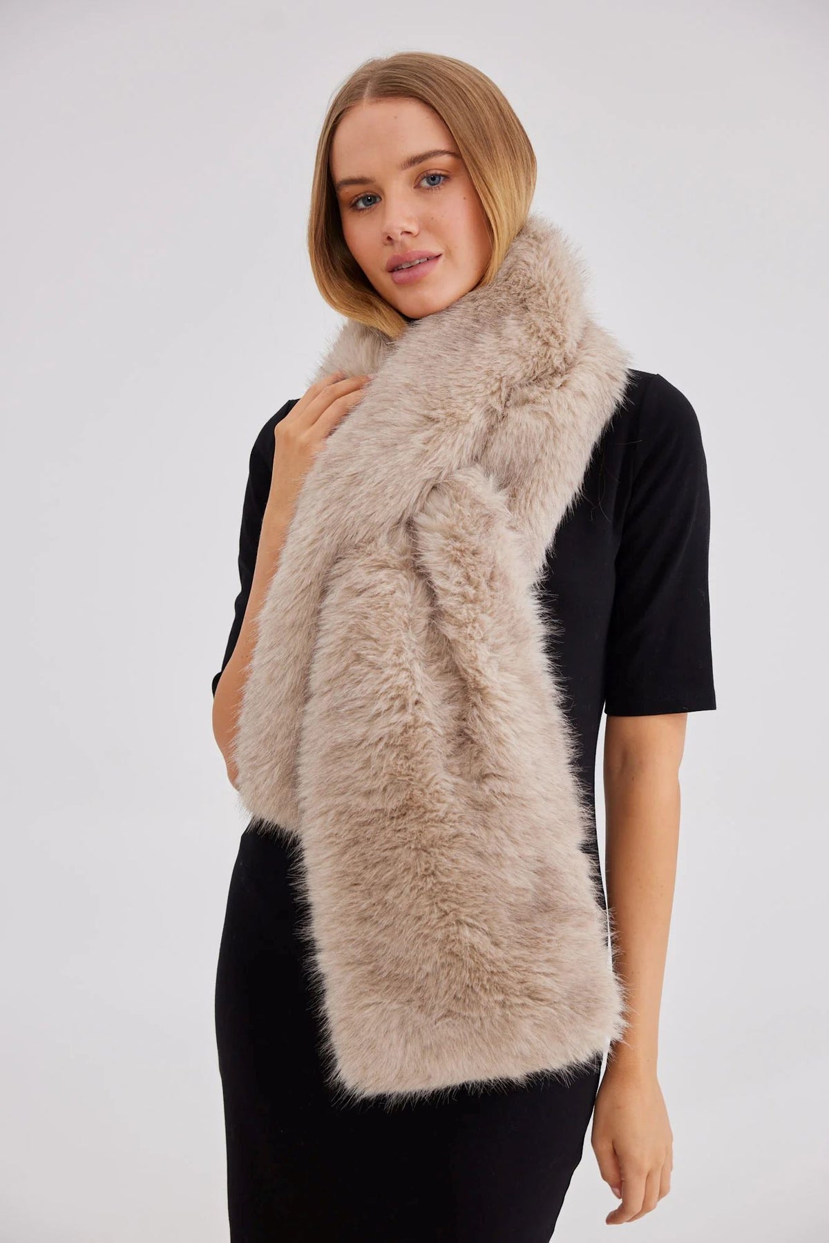 HOLIDAY Doherty Scarf - Ashy Fleck scarf - Zabecca Living