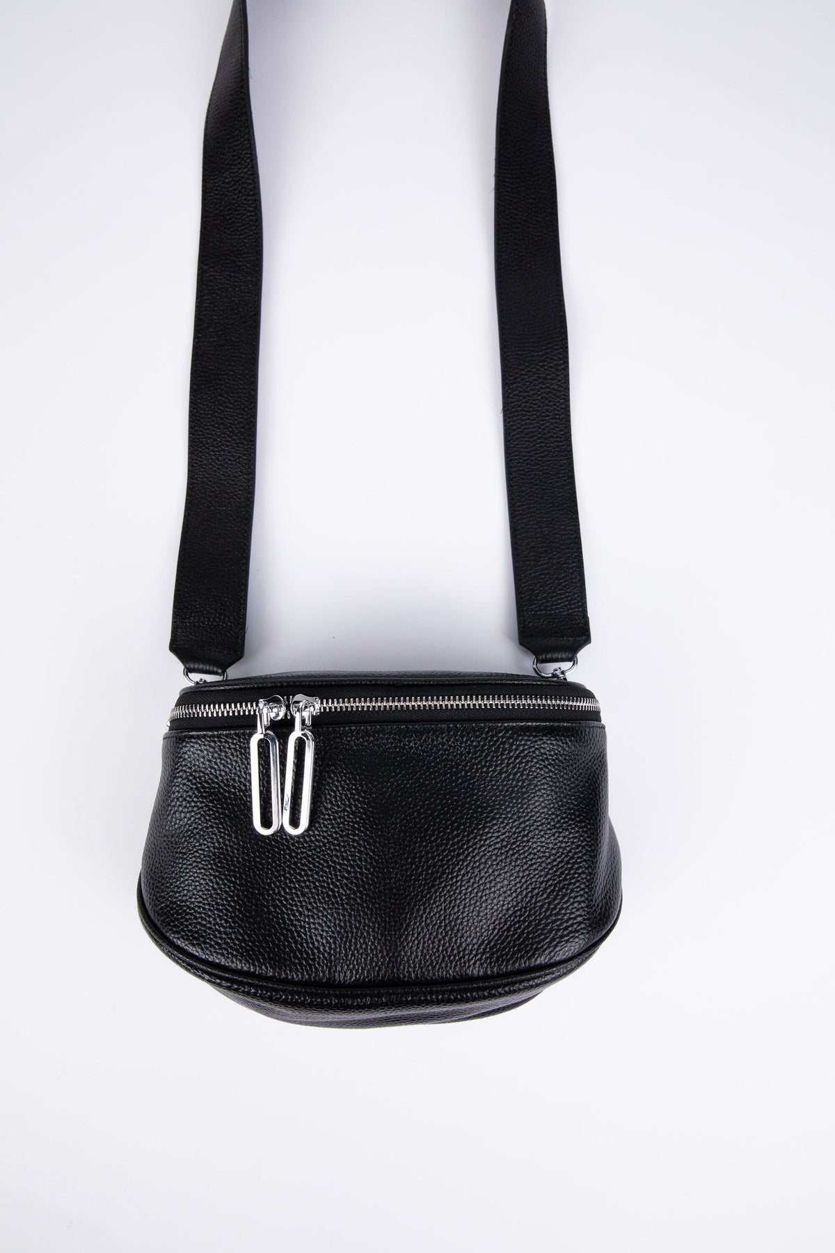 HOLIDAY Kensington Pouch Bag - Black HANDBAG - Zabecca Living