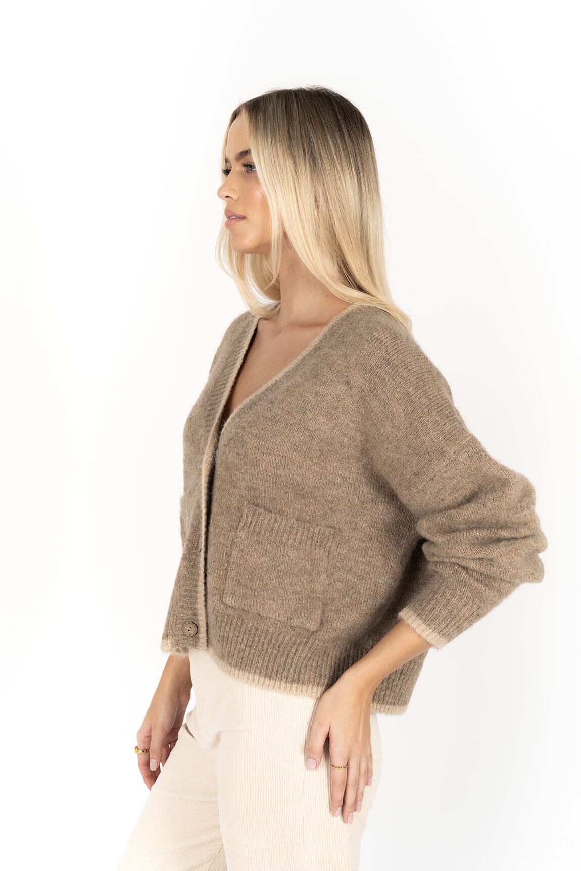 HUMIDITY LIFESTYLE Romi Cardi - Hazelnut / Cream CARDIGAN - Zabecca Living