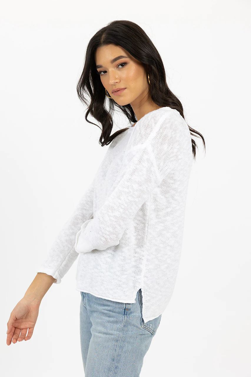 HUMIDITY LIFESTYLE Sofia Sweater - White Top - Zabecca Living