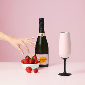 HUSKI Champagne Flute - Powder Pink DRINKWARE - Zabecca Living