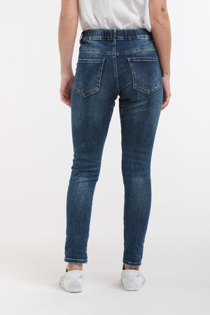 ITALIAN STAR Emma Stretch Jeans - Dark Wash Denim JEANS - Zabecca Living