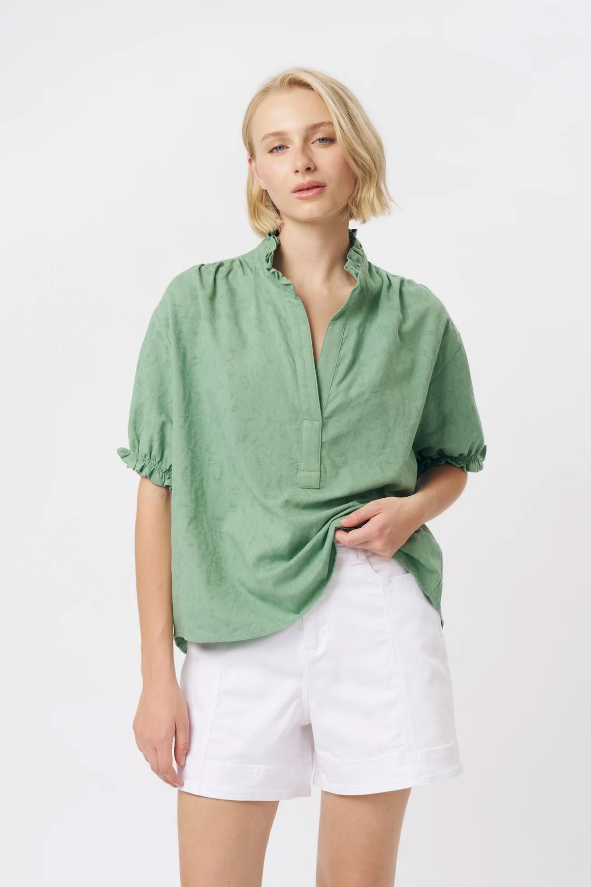 KIREINA Amber Shirt - Green vest - Zabecca Living
