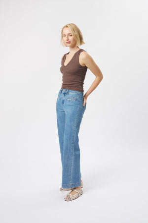 KIREINA Freya Jean Scallop Pocket - 70s Blue JEANS - Zabecca Living