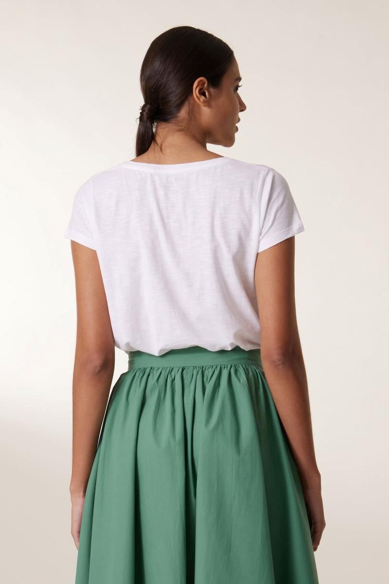 LEON &amp; HARPER Tonton Snaake T-shirt - White Tee - Zabecca Living