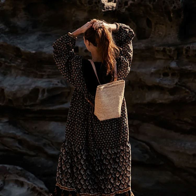 MADE IN MADA Tambatra Bag - Natural Beach Bag - Zabecca Living