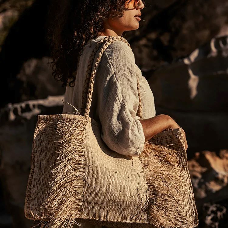 MADE IN MADA Tia Bag - Natural Beach Bag - Zabecca Living