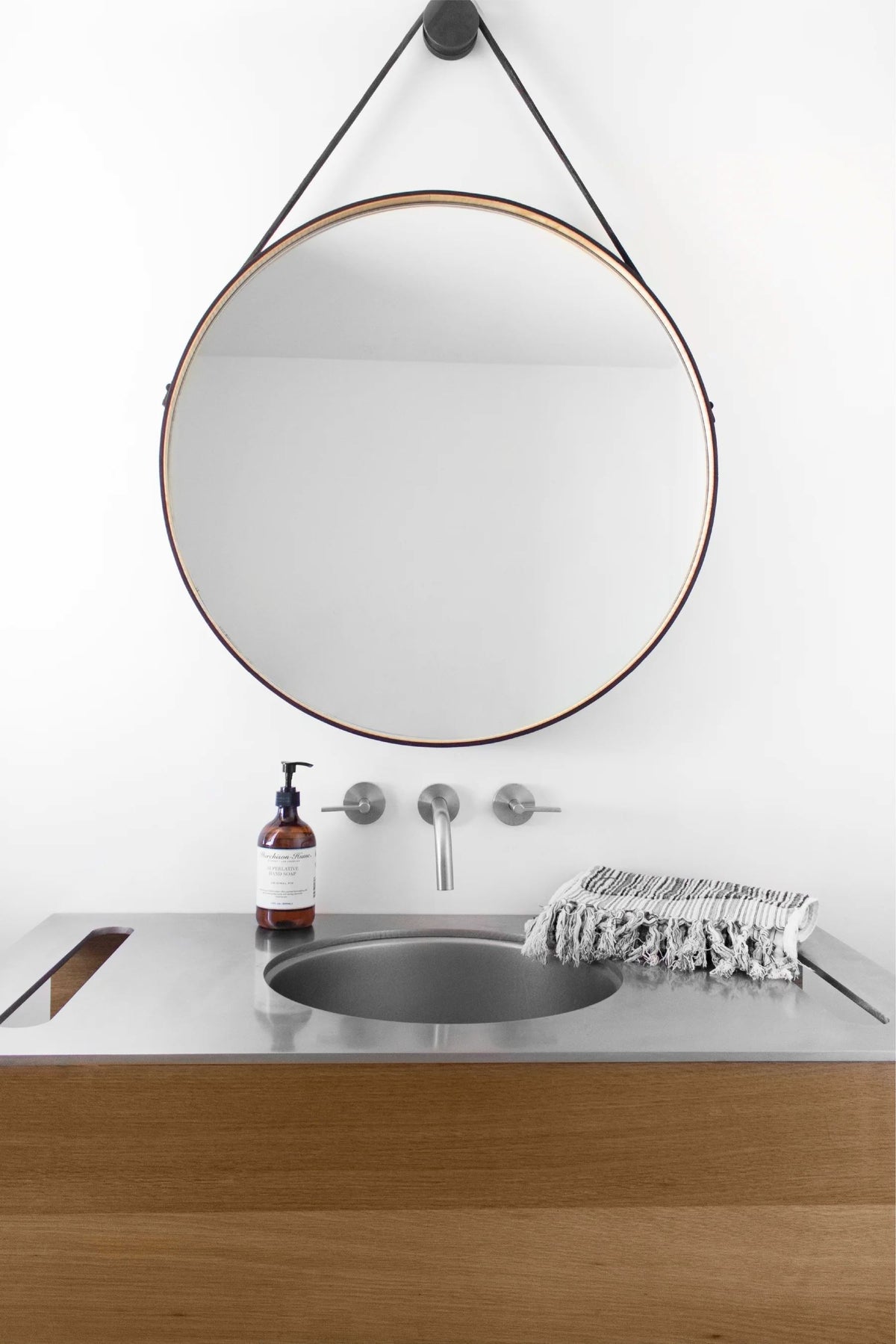 MURCHISON HUME Superlative Hand Soap - Fig SOAP - Zabecca Living