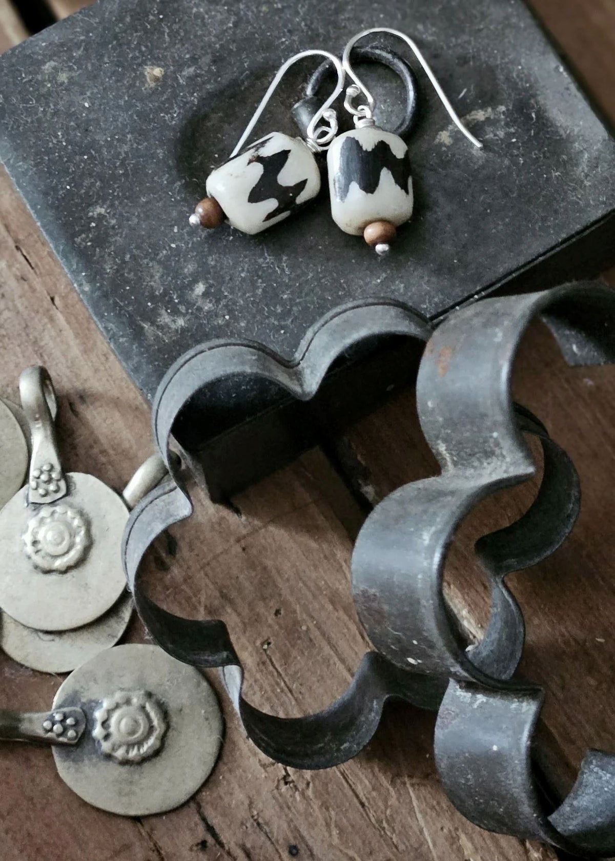 PAIRD Beaded Batik Earrings Earrings - Zabecca Living