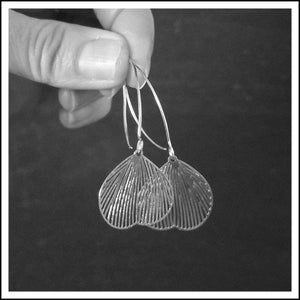 PAIRD Ginkgo Pin Earrings Earrings - Zabecca Living