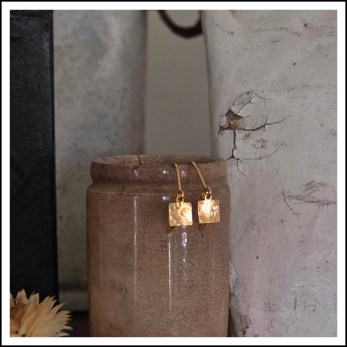 PAIRD Ritual Leverback Earrings Earrings - Zabecca Living