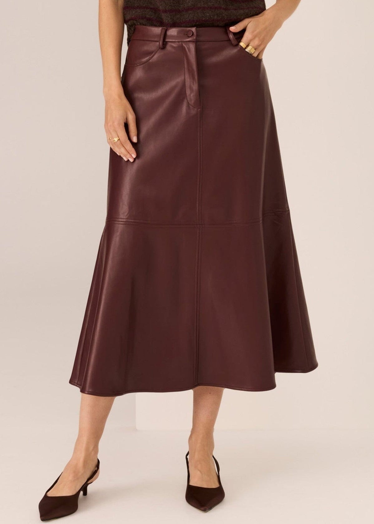 POL Hugo Skirt - Merlot Skirt - Zabecca Living
