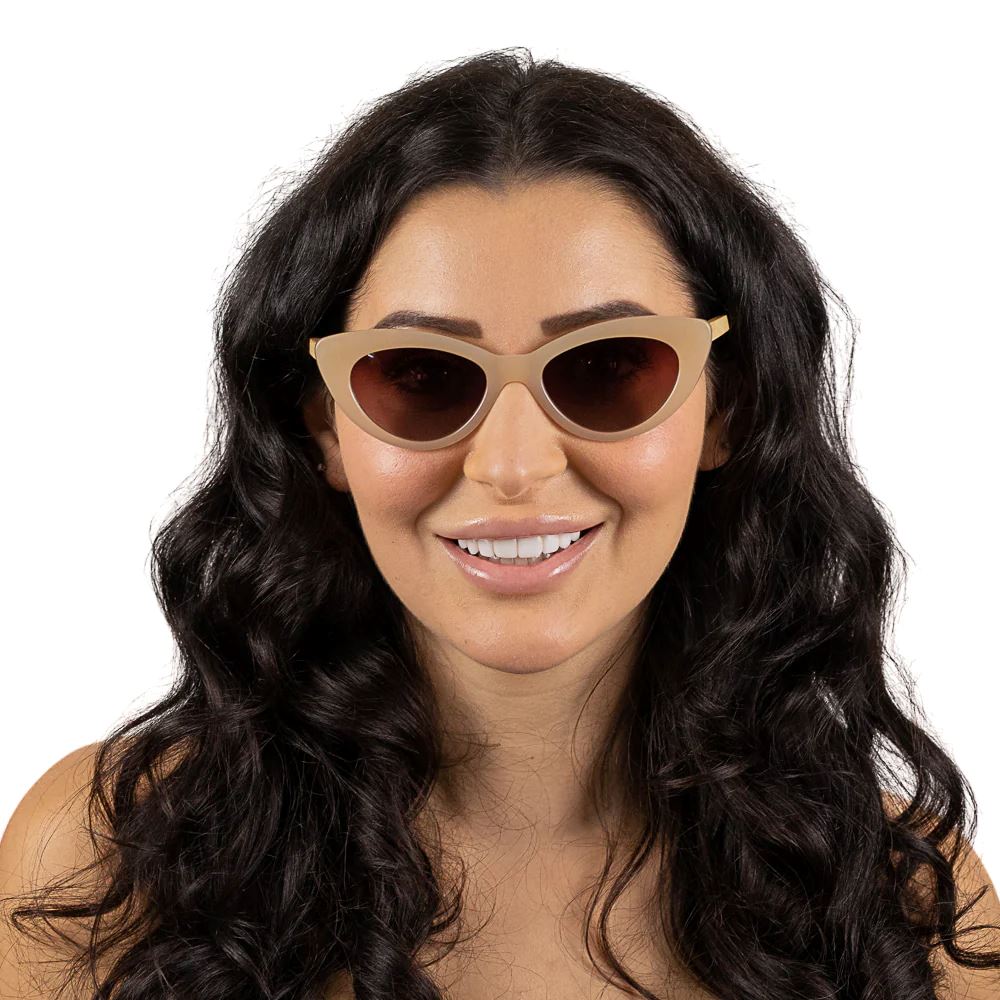 Savannah Chrisley Style Thin Bar Flat Top Celebrity Sunglasses –  CosmicEyewear