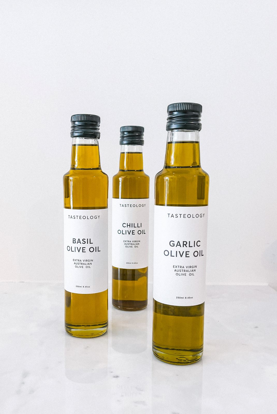 TASTEOLOGY Chilli Olive Oil FOOD - Zabecca Living