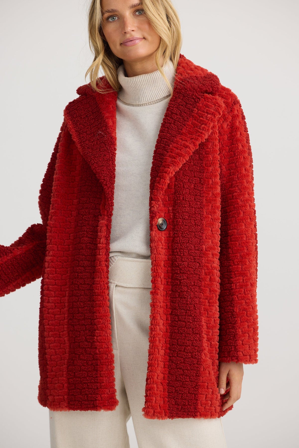 THE SHANTY CORPORATION Cadiz Jacket - Red Jacket - Zabecca Living