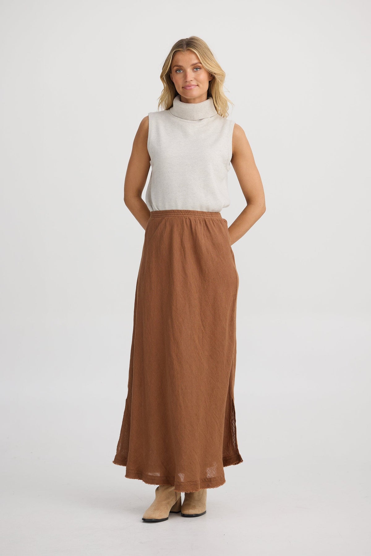 THE SHANTY CORPORATION Sicily Skirt - Cocoa Linen Skirt - Zabecca Living
