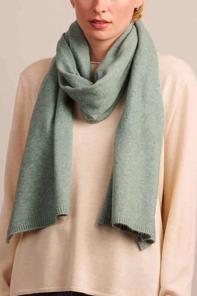 TIGER TREE St Moritz Scarf - Green scarf - Zabecca Living