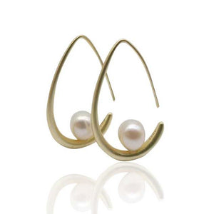 YiSu DESIGN Arch Hoop with Pearl Earrings - Zabecca Living