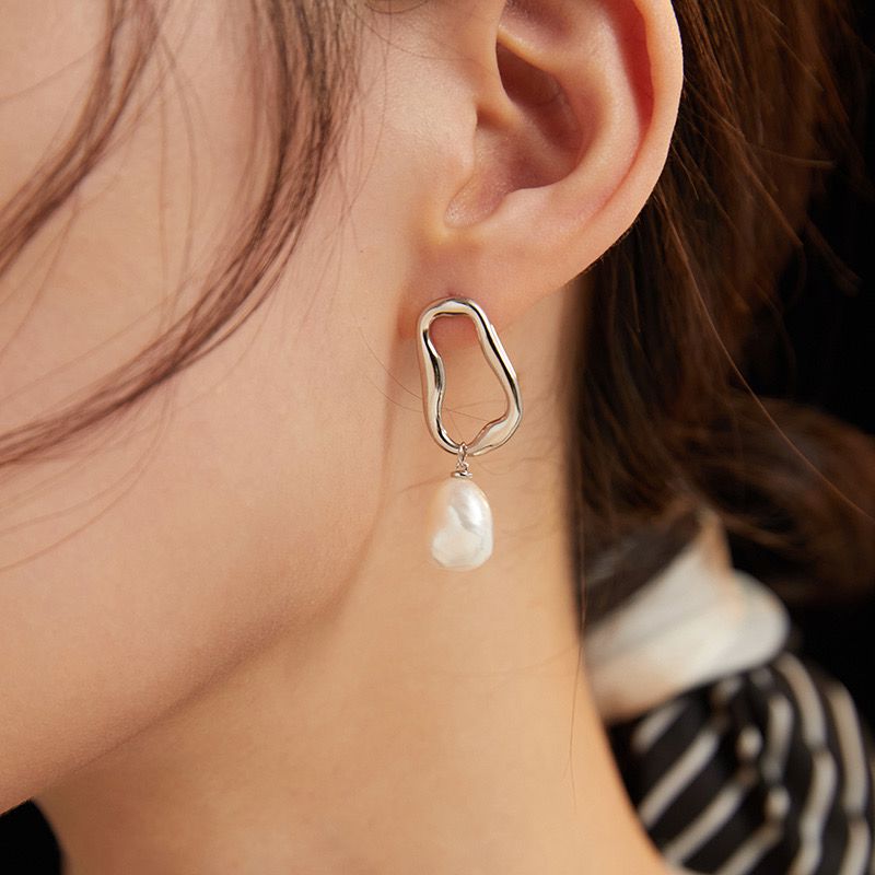 YiSu DESIGN Linked Gem Earrings - Silver Earrings - Zabecca Living