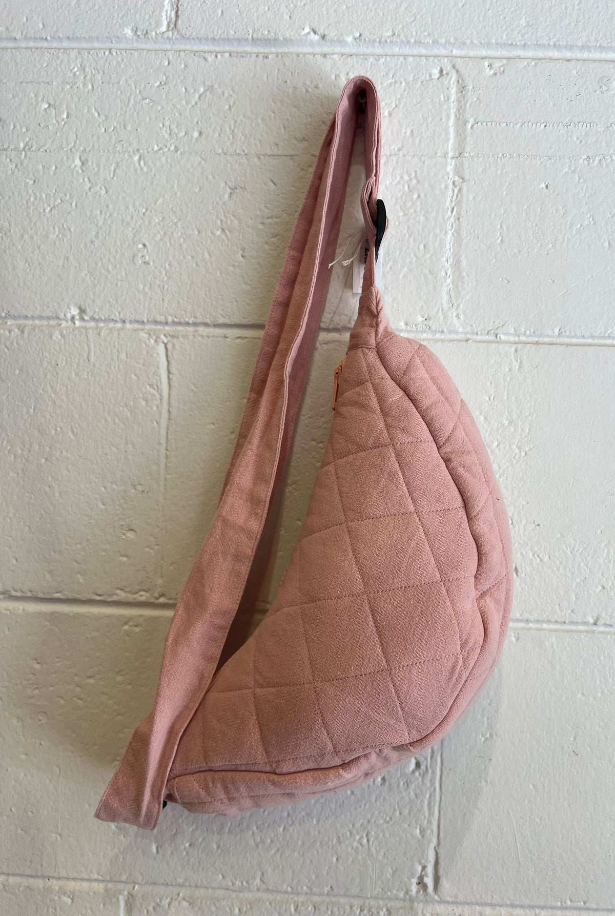 ZABECCA THE LABEL Banana Bag - Dark Blush HANDBAG - Zabecca Living