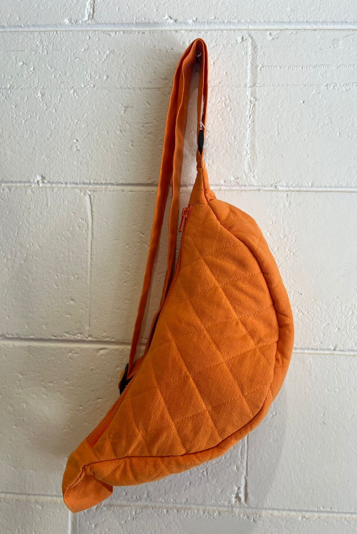 ZABECCA THE LABEL Banana Bag - Orange HANDBAG - Zabecca Living