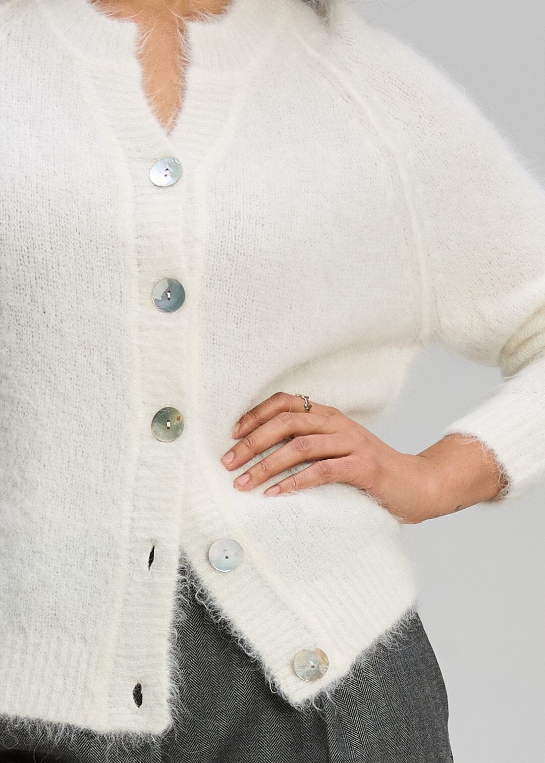 ZAKET &amp; PLOVER Alpaca Cardi - White CARDIGAN - Zabecca Living