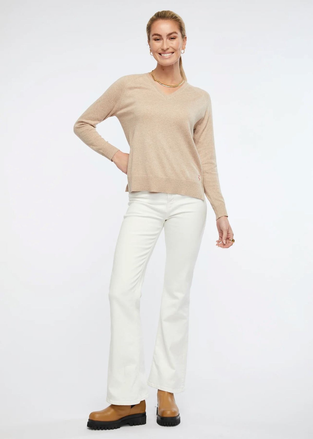 ZAKET &amp; PLOVER Essential V - Oat Jumpers + Knitwear - Zabecca Living
