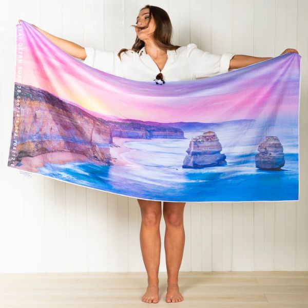 DESTINATION LABEL Towel - Ocean Road Rainbow Beach towel - Zabecca Living