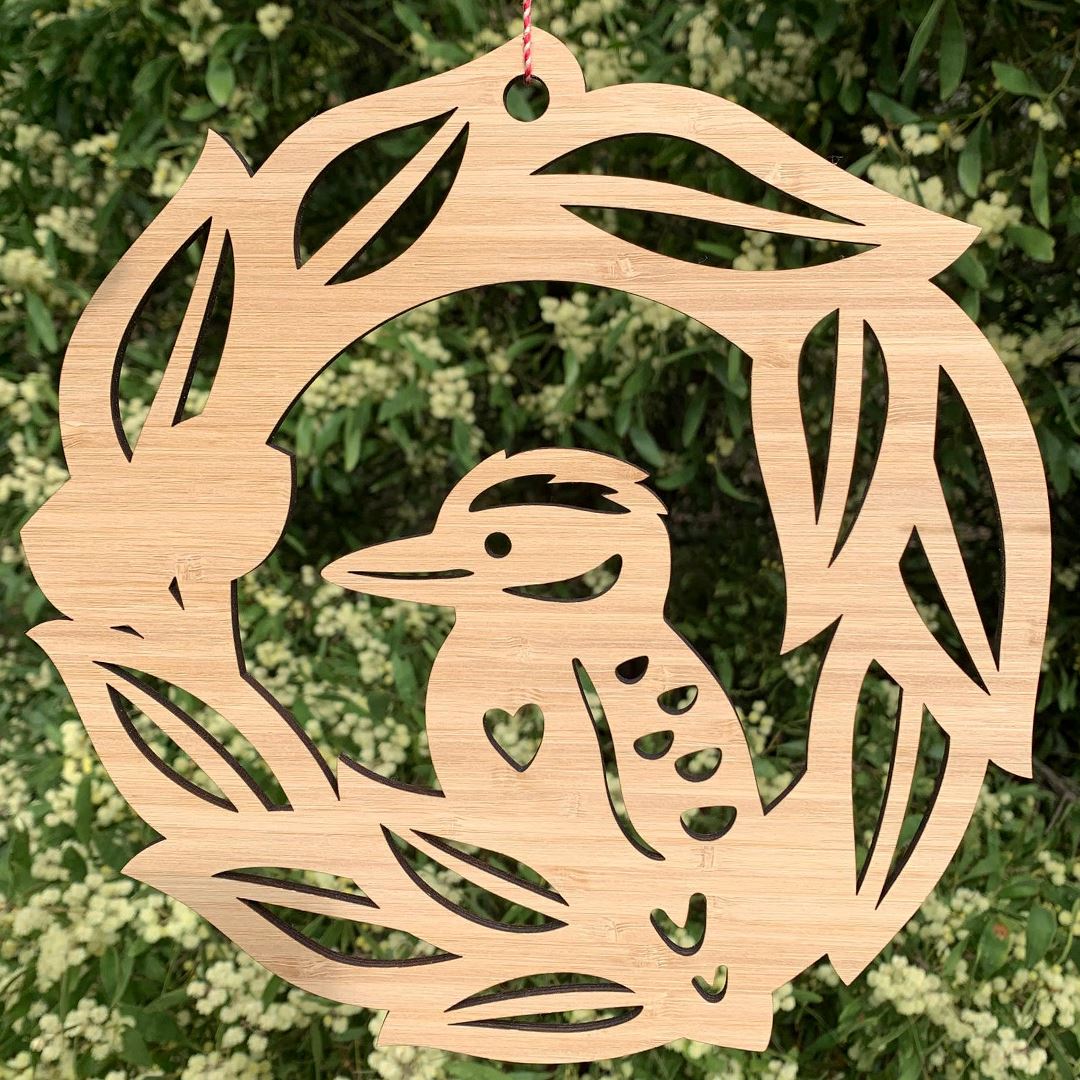 EARTH GREETINGS Bamboo Christmas Wreath - Kookaburra FESTIVE DECORATIONS - Zabecca Living