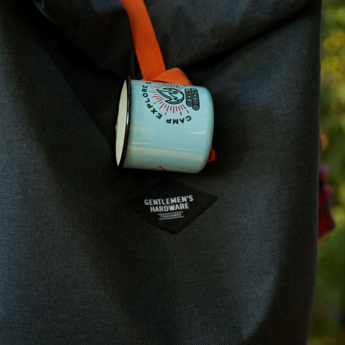 GENTLEMEN&#39;S HARDWARE Camp Explore Discover Enamel Mug - 325ml COFFEE, TEA &amp; DRINKS - Zabecca Living