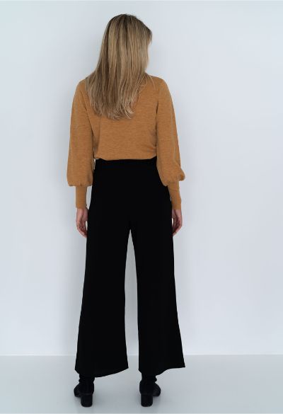 HUMIDITY LIFESTYLE Chelsea Top - Camel Top - Zabecca Living